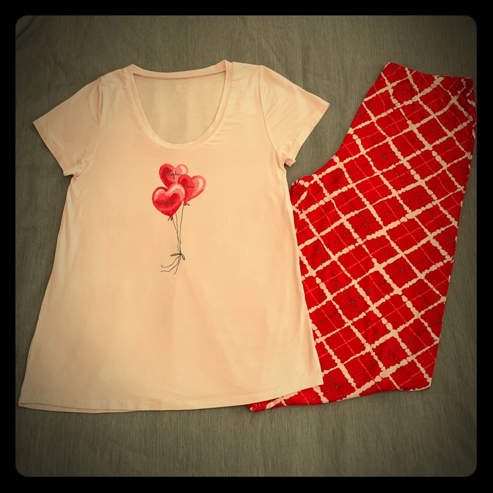 NWT HUE Women’s (Size M) 2 piece loungewear set